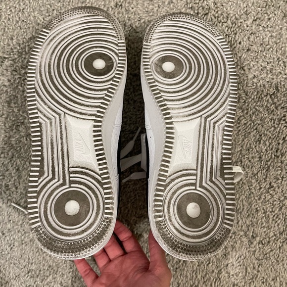 Nike Air Force 1’s black and white - Picture 5 of 5